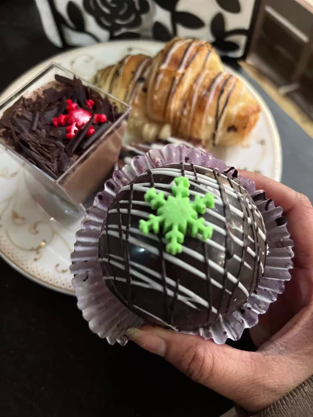 Hot Chocolate Bomb's image